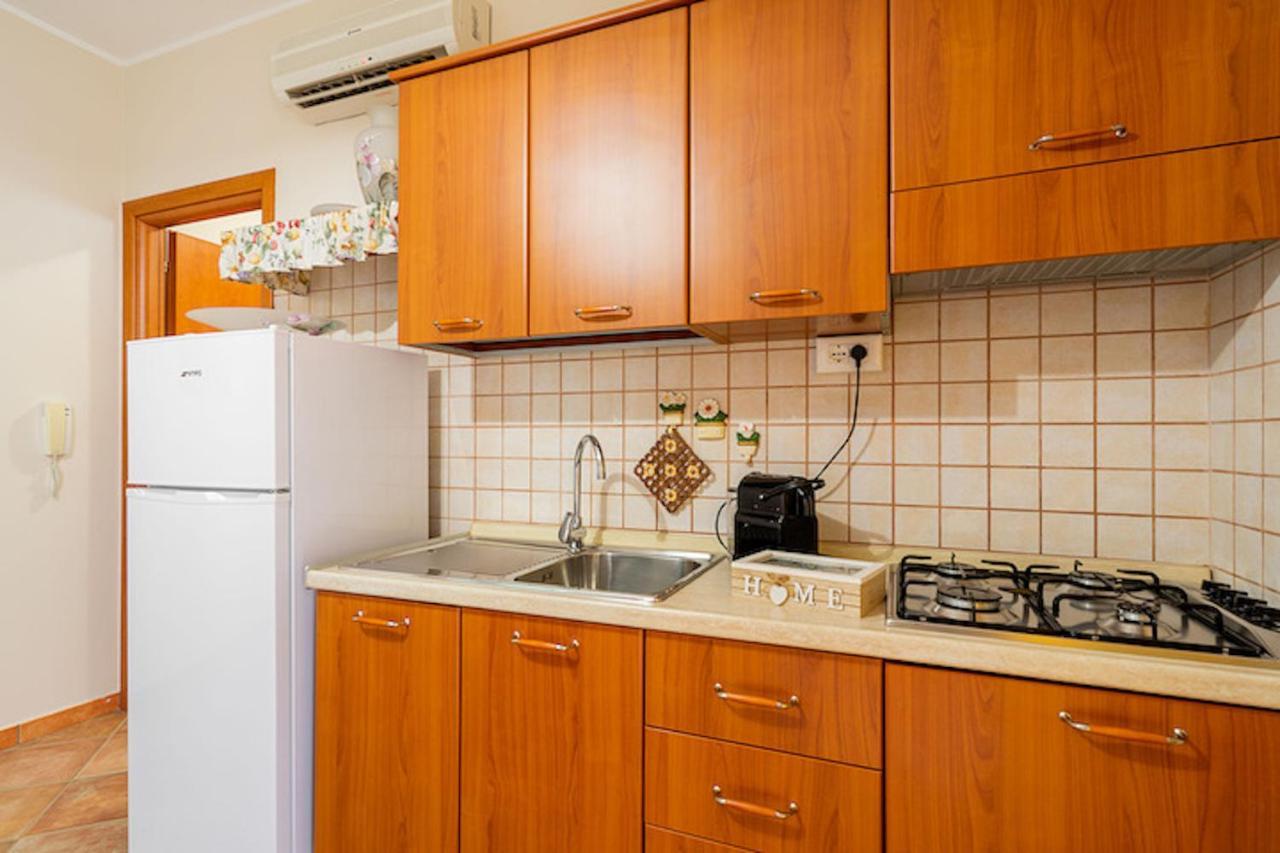 Supersanosalento Apartment Bagian luar foto